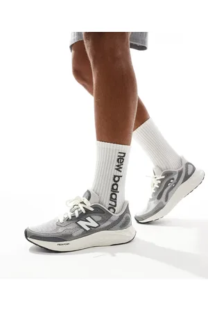New Balance Zapatillas de deporte grises Arishi de Running
