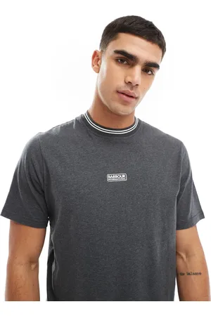 Barbour Camiseta gris oscuro con ribetes y logo estampado en la parte central de