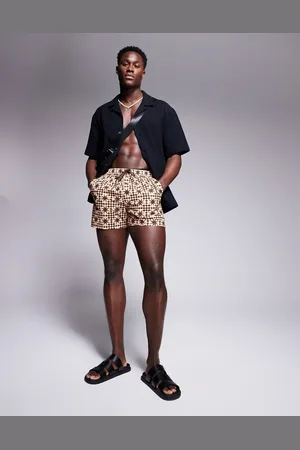 ASOS Shorts de baño cortos con estampado geométrico de sirsaca de -Neutro