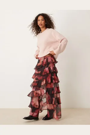 Miss Selfridge Falda larga con estampado floral y volante asimétrico de