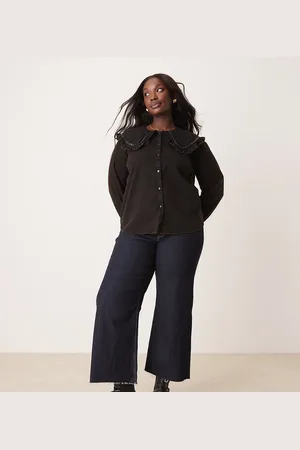 ASOS Camisa con acabado lavado y volante en las solapas de sarga de ASOS DESIGN Curve-Multicolor
