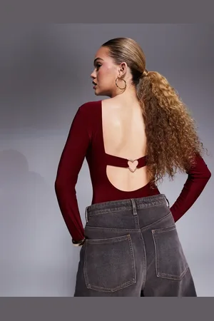 ASOS Body entallado con espalda ancha y detalle de corazón de -Rojo