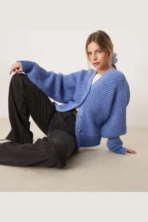 ASOS Cárdigan con mangas murciélago y cuello de pico de punto de
