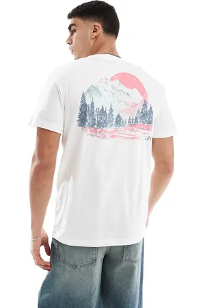 Lee Camiseta blanco hueso holgada con estampado de montaña en la espalda de