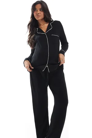ASOS Pijama de camisa de manga larga y pantalones con ribetes en contraste de tejido supersuave de ASOS DESIGN Maternity