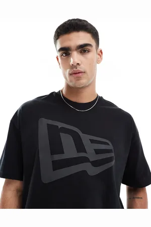 New Era Camiseta negra extragrande con logo de bandera de