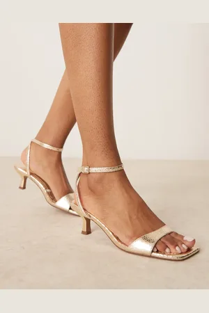 ASOS Sandalias doradas minimalistas de tacón bajo Heart Throb de