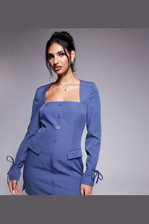 Kaiia Vestido de sastre corto acero estilo americana con escote cuadrado y detalle de lazadas en los puños exclusivo de
