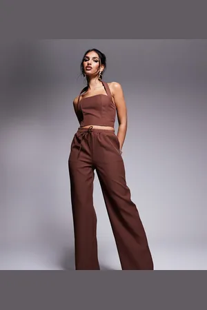 Kaiia Pantalones chocolate de pernera ancha con cordón ajustable en la cintura exclusivos de (parte de un conjunto)