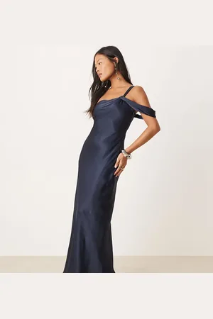 Forever New Vestido semilargo con hombro caído de satén de