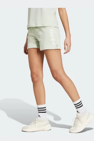 adidas Pantalones cortos con logo lineal de felpa de adidas Essentials