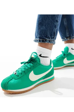 Nike Zapatillas de deporte verdes y blancas Cortez TXT de