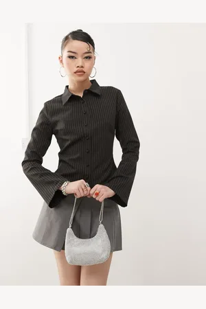Princess Polly Camisa gris carbón entallada con raya diplomática y mangas acampanadas de -Multicolor