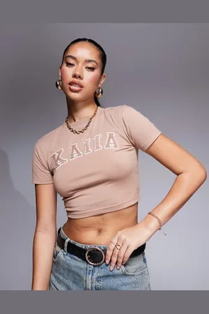Kaiia Camiseta marrón expreso con diseño encogido y logo bordado de (parte de un conjunto)
