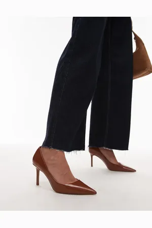 MANGO Zapatos marrones de tacón con abertura en el lateral de