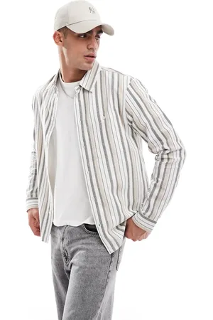 Another Influence Camisa marrón a rayas con bolsillo de parche de