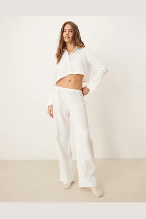 Urban Threads Pijama color de camisa corta abotonada de manga larga y pantalones estilo bóxer de punto gofrado de -Blanco