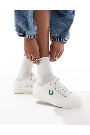 Fred Perry Zapatillas de deporte de lona en Hughes de