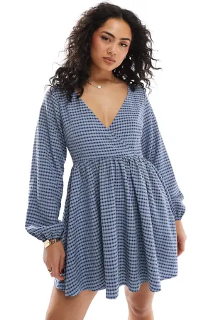 Daisy Street Vestido corto con cuello de pico de