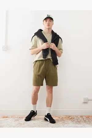 Weekday Pantalones cortos caquis de punto liso exclusivos en ASOS de -Verde