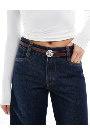 ASOS Cinturón para cadera y cintura de cuero repujado con hebilla circular de -Rojo