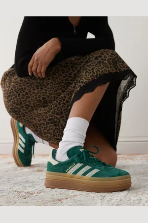 adidas Zapatillas de deporte verdes con plataforma y detalles blancos de croché Gazelle Bold de