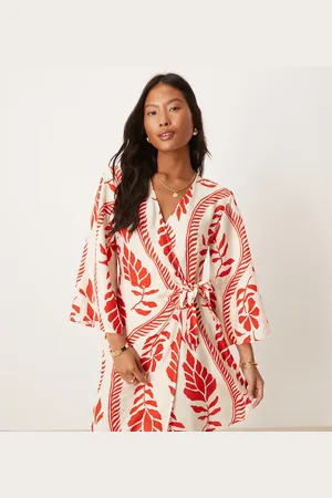 JDY Vestido beis y con estampado floral y diseño cruzado estilo kimono de