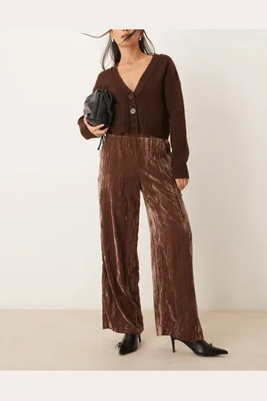 ASOS Pantalones marrón sin cierres de terciopelo rugoso de