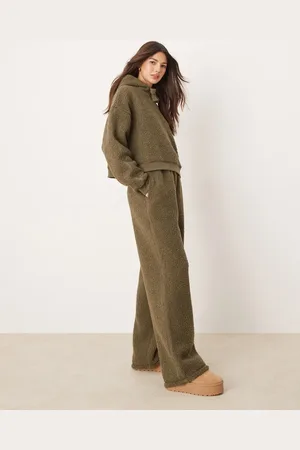 ASOS Conjunto de estar por casa de pantalones de pernera ancha y sudadera corta con capucha de borreguito de -Verde