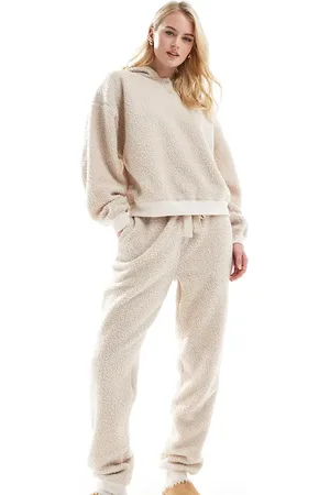 ASOS Conjunto de estar por casa color de joggers y sudadera extragrande con capucha de borreguito de ASOS DESIGN Tall-Marrón