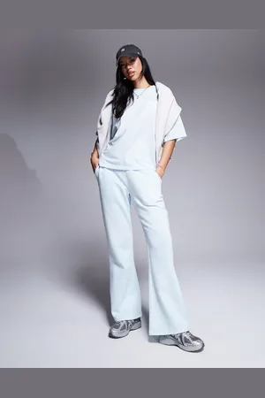 Kaiia Joggers azul claro de pernera ancha con logo en relieve de (parte de un conjunto)