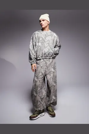 ASOS Joggers de corte globo holgado con estampado de camuflaje de (parte de un conjunto)-Multicolor