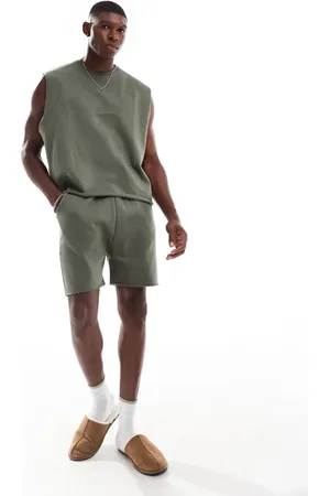 ASOS Pijama gris carbón de pantalones cortos y camiseta sin mangas con bajos sin rematar de