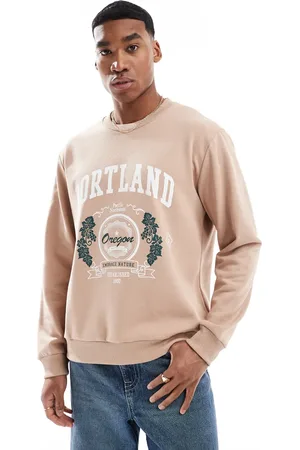 JACK & JONES Sudadera color piedra extragrande con estampado "Portland" de -Neutro