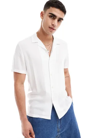 ASOS Camisa blanca de corte estándar con cuello de solapas de viscosa de