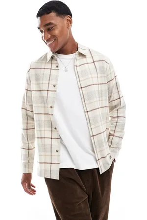 ASOS Camisa a cuadros de corte estándar con detalle de parche de - neutro