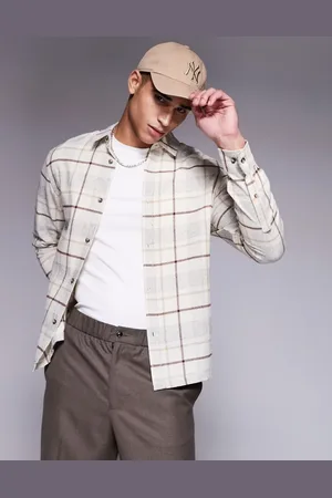 ASOS Camisa beis a cuadros de corte estándar de -Beis