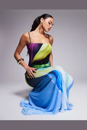 AFRM Vestido largo negro con body incorporado y estampado de flor de loto de malla Shea de -Multicolor