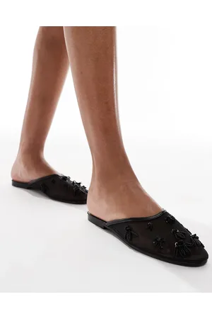 SEQWL Sandalias negras de malla con abalorios XY de