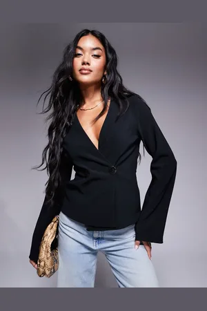 ASOS Americana negra con botones dorados y mangas acampanadas de punto acanalado de