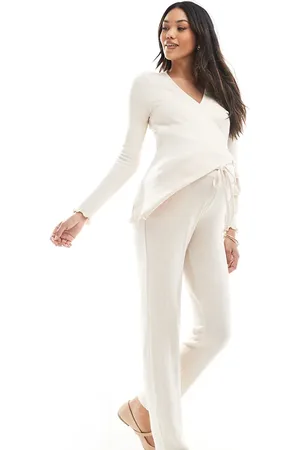 Mama;licious Joggers color crema melange de corte tapered de tejido muy suave de Mamalicious Maternity (parte de un conjunto)-Blanco