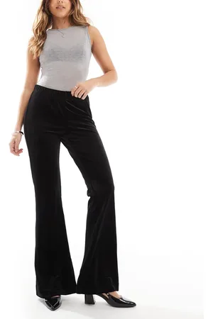 ONLY Pantalones negros de talle alto y corte acampanado de terciopelo de