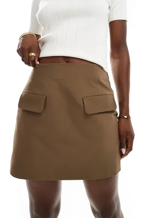 ASOS Minifalda de sastre color moca con detalle de bolsillo de -Marrón