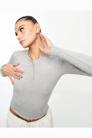 Cotton On Top gris de manga larga con cuello de panadero abotonado Sleep Recovery de Cotton On