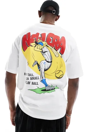 New Era Camiseta blanca con estampado gráfico trasero de béisbol de