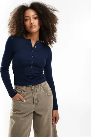 Miss Selfridge Cárdigan abotonado con cuello redondo de canalé de