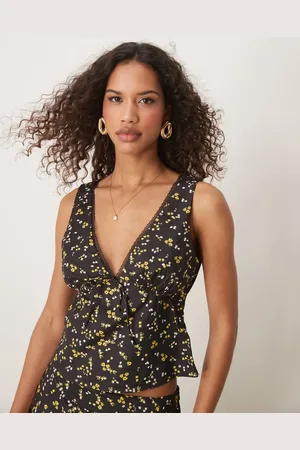Kiss The Sky Top con estampado floral y cuello de pico de (parte de un conjunto)-Negro