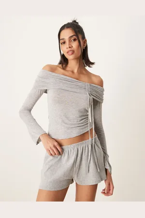 Gina Tricot Top gris claro jaspeado con escote Bardot, mangas acampanadas y detalle fruncido regulable de