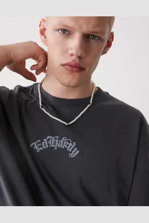 FADED FUTURE Collar de perlas con colgante de conchas de metal de