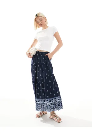 Hollister Falda larga con detalle de bajo en contraste de